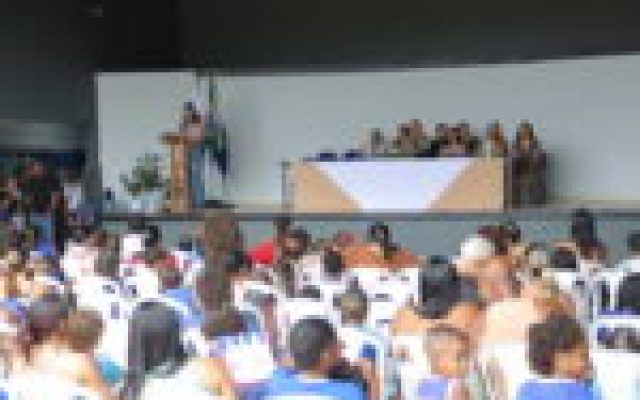 Prefeito Fábio do Pastel entrega obra de revitalização da E. M. Rubem Arruda Câmara 