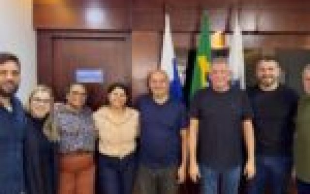 Prefeito Fábio do Pastel se reúne com a secretária de Educação para planejamento do ano letivo de 2026