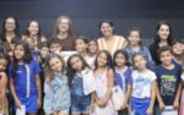 Secretaria de Educação aldeense premia alunos destaques no SAEB 2025