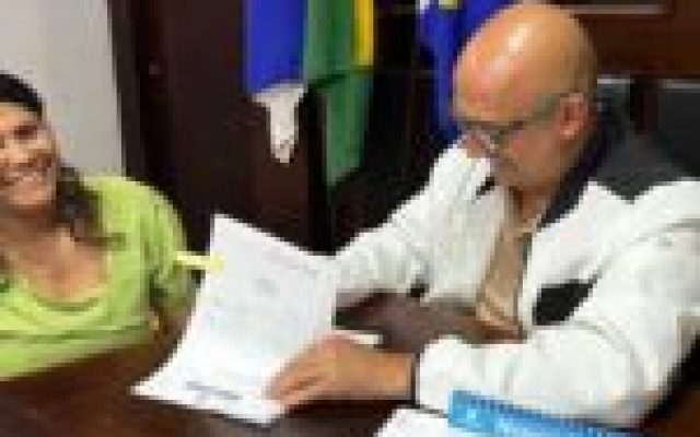 Prefeitura encaminha à Câmara projeto que cria gratificação para servidores de apoio da Educação